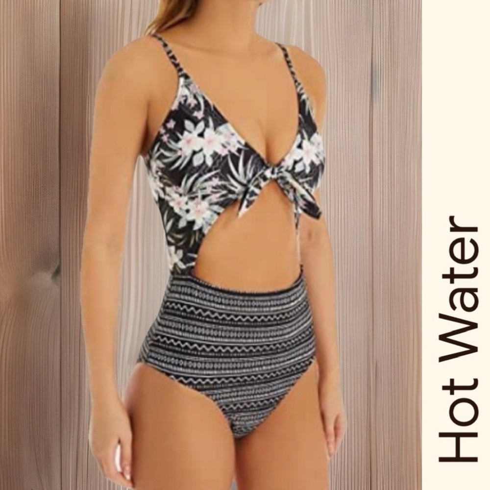 Hot‎ Water Swimsuit Boho Blooms Monokini One Piece